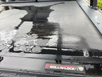 Truck bed cover Roll-N-Lock for 5’ bed.