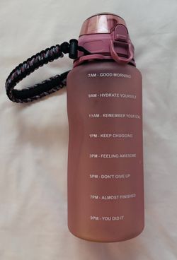 Hydragear sports water bottle with measurements and motivational words 