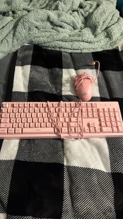 Pink gaming keyboard/mouse
