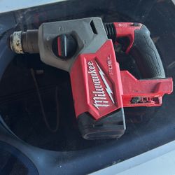 Milwaukee Roto Hammer