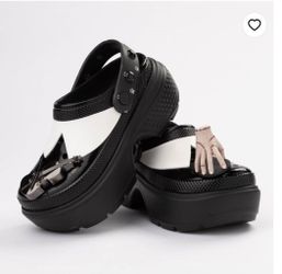 Wednesday Women's CROCS Size: W6 $100