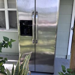Frigidaire Stainless Steel Fridge