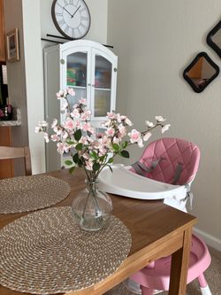 decor pink white blossom flowers with vase decor