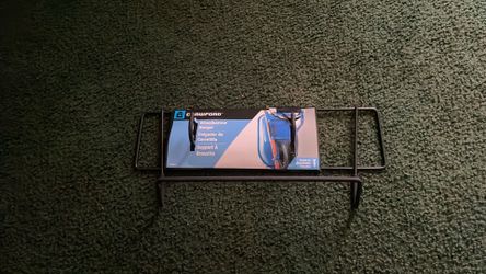 Wheel barrel hanger