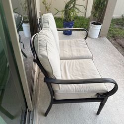 Patio set great price little wear and tear