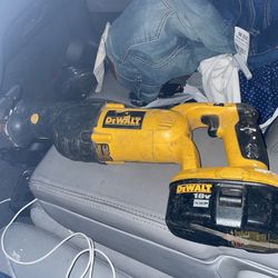 Dewalt Saw