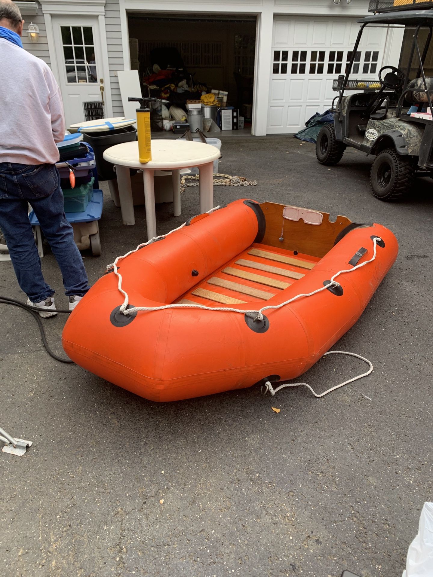 Inflatable boat