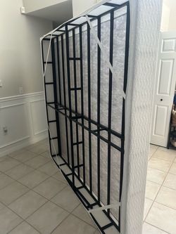 Free regular king box spring