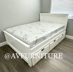 White Full Bed w 3 Drawers and Foam Mattress