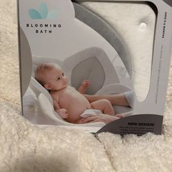 Newborn Bath For Inside Sink Unused Original Box