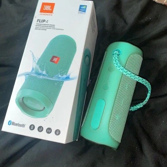 NEW JBL FLIP 4 WIRELESS BLUETOOTH SPEAKER
