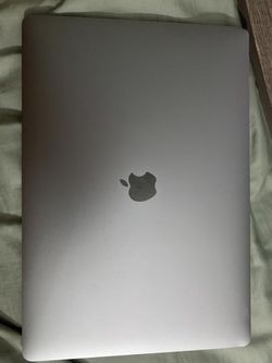 Apple MacBook Pro Space Gray Laptop 15 inch  1TB Hardrive 16 GB ram w charger
