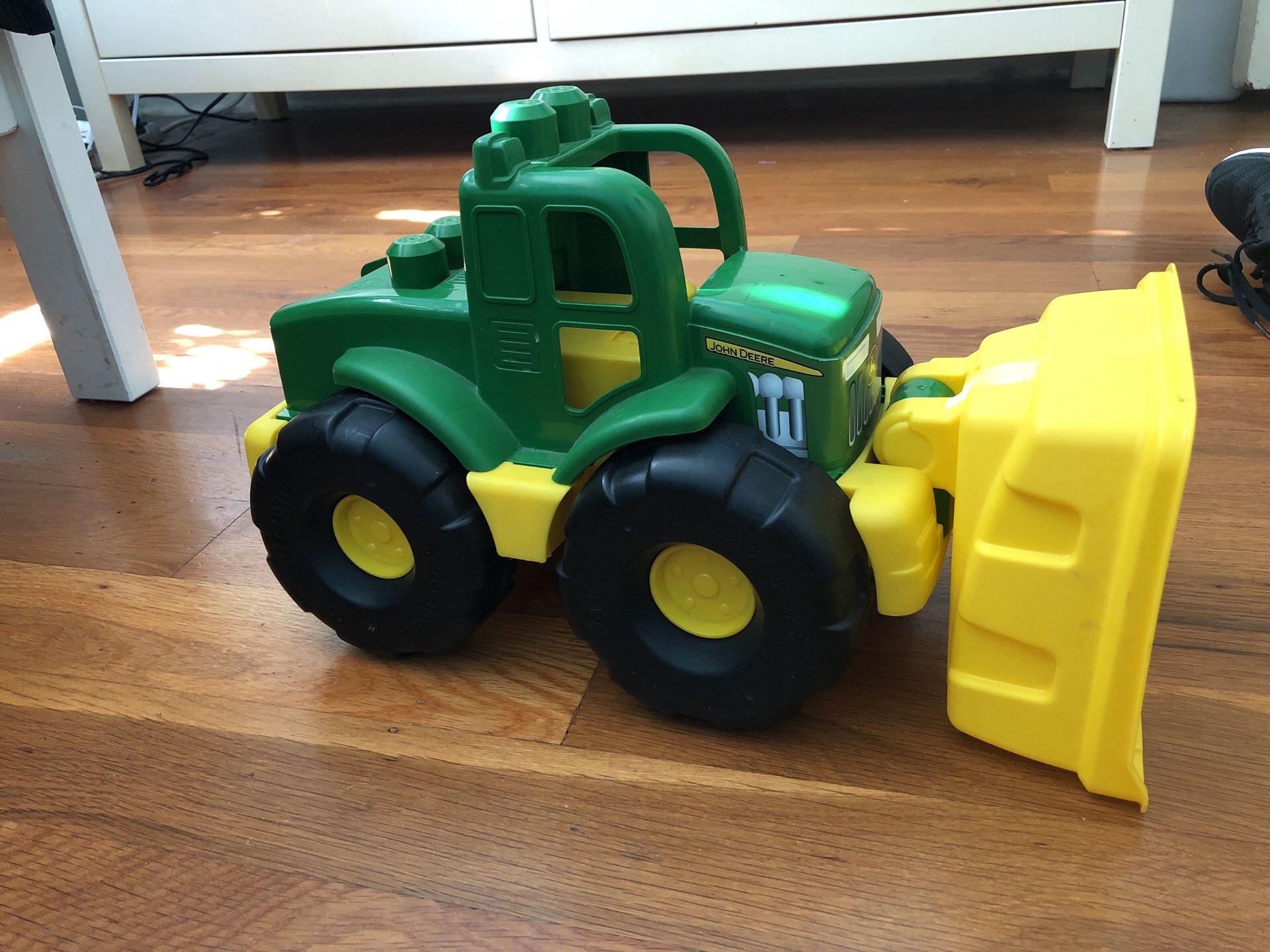 John deer tractor