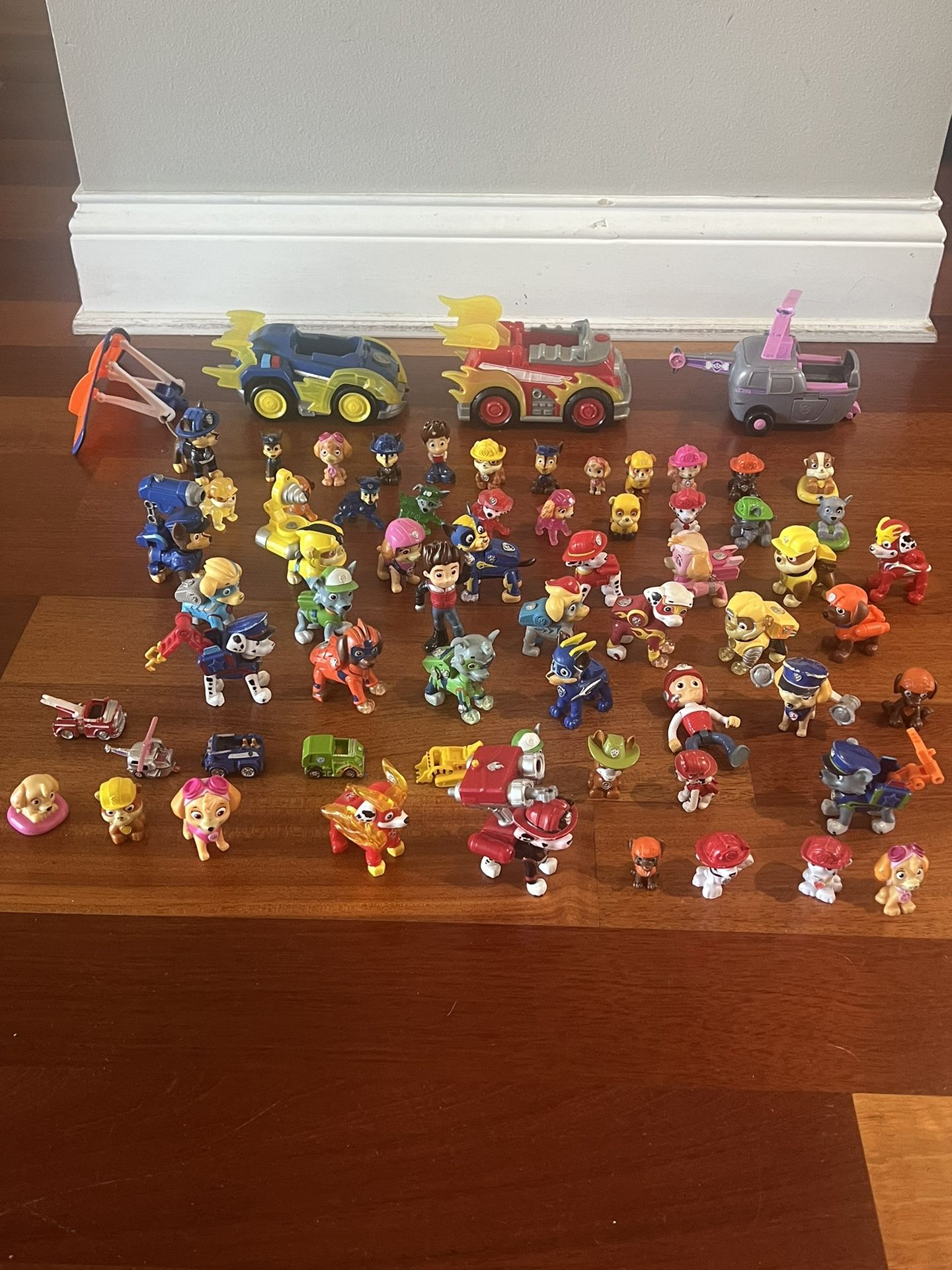 Paw Patrol Small Figurines