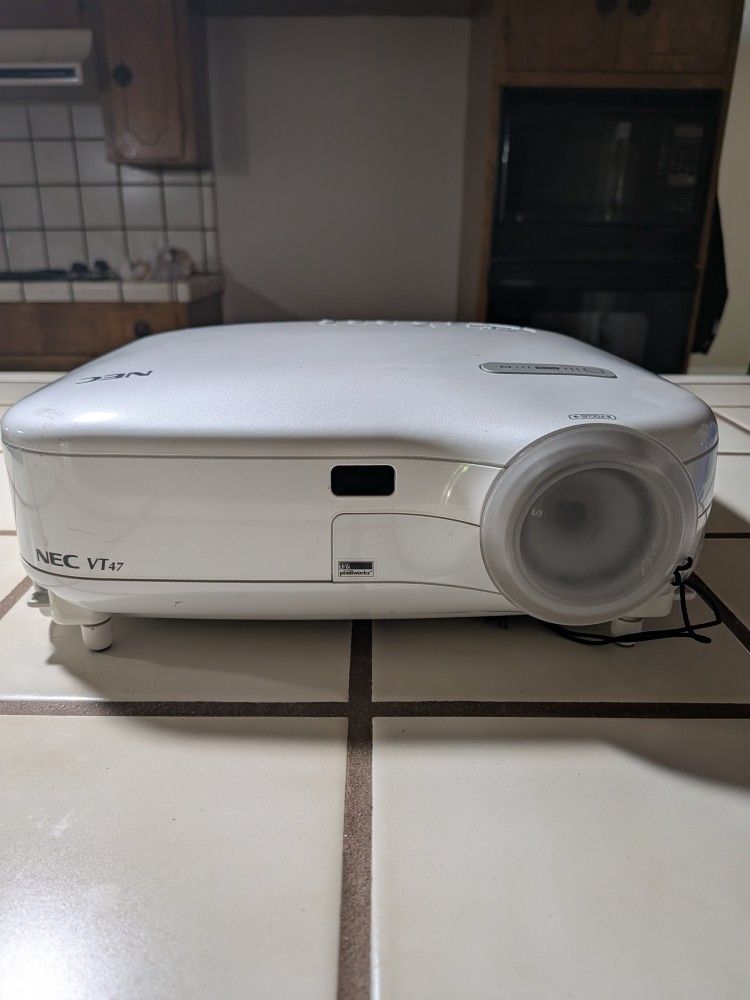 Nec Vt47
Projector