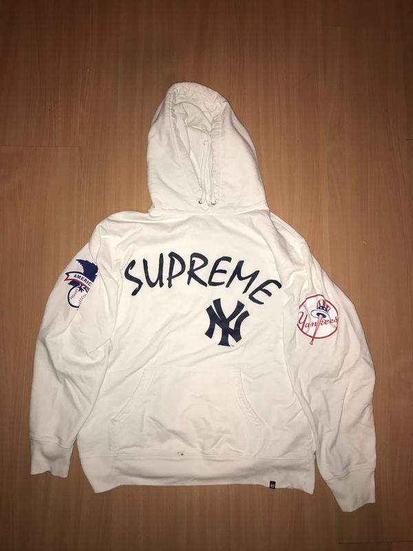 Supreme Yankees Hoodie for Sale in Whittier, CA - OfferUp