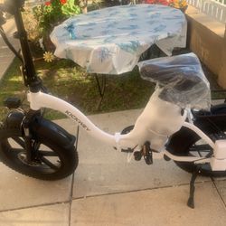 NEW KICKWEY ELECTRIC BIKE 