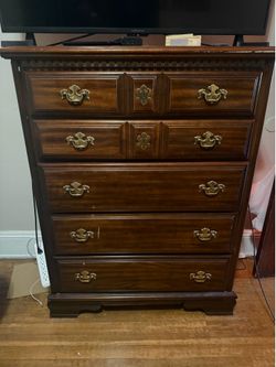 Traditional 5-Drawer Chest / Dresser – Dark Cherry Finish