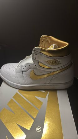 Retro 1 High OG Jordans Men Size 10.5/woman Size 11 New White/gold Metelic