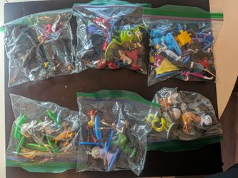 Small movies figurines
