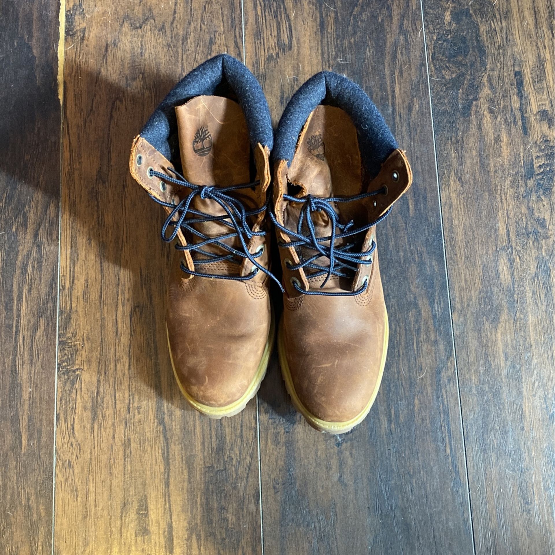 SIZE 7.5 TIMBS for Sale in Davenport, FL OfferUp