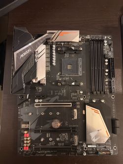 Gaming PC Parts Lot – GTX 1070 8 GB, B450 AORUS PRO, 16GB DDR4 3200MHz, 500W PSU
