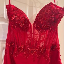 Red dress (size L) from Windsor store.