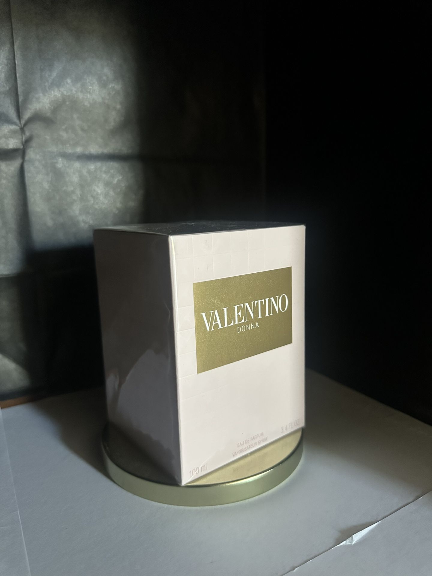 Valentino Donna Eau De Parfum (3.4oz / 100ml) Brand New & Sealed