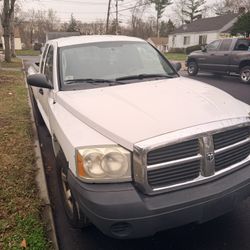 2005 Dodge Dakota