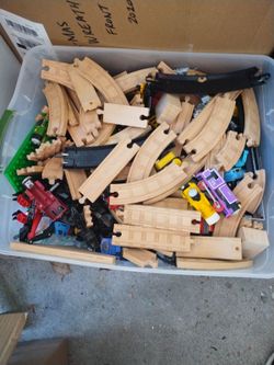 Thomas train & train toys