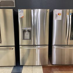 Kenmore Elite Stainless Steel Refrigerator Bottom Freezer‼️