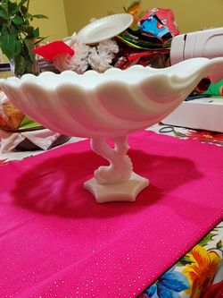 Vtg Westmoreland Dolphin/Koi Fish Milk Glass Compote