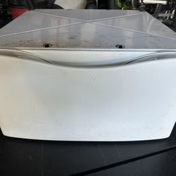 Kenmore Elite Storage Pedestal (White) For Washer Or Dryer