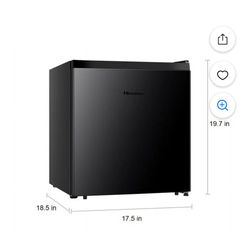 Hisense 1.6 Cu ft Single Door Mini Fridge, Black 