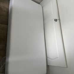 PurpleFlex Mattress, Twin, Like New, Perfect Condition