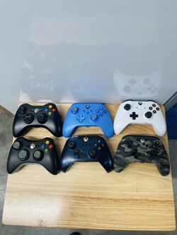 Xbox Games & Controllers