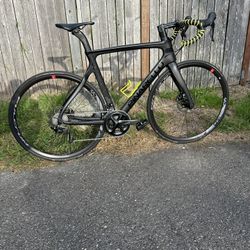 Pinarello Gan Disk Carbon Fiber Road Bike