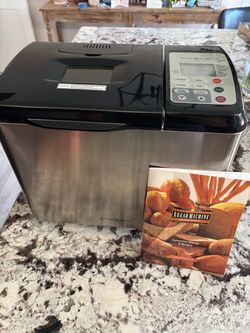 Williams Sonoma Bread Machine with Manual