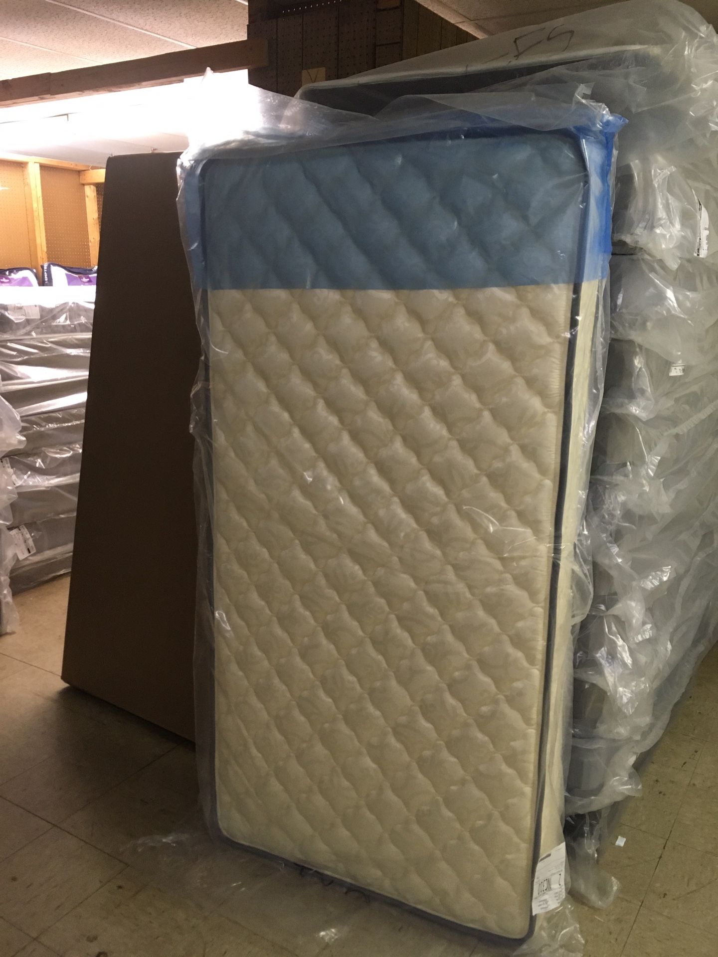 Brand new plush twin size mattress