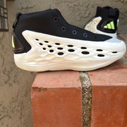 Adidas Anthony Edwards Size 3y
