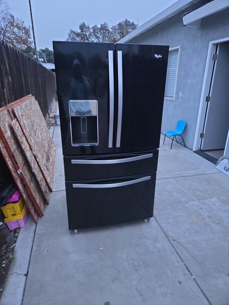 Whirlpool French Doors Refrigerator