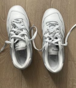 New Balance 550, White & Grey Sneakers, Size 6.5 - women