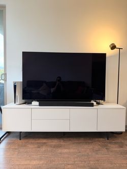 TV STAND / MEDIA CONSOLE White and Black