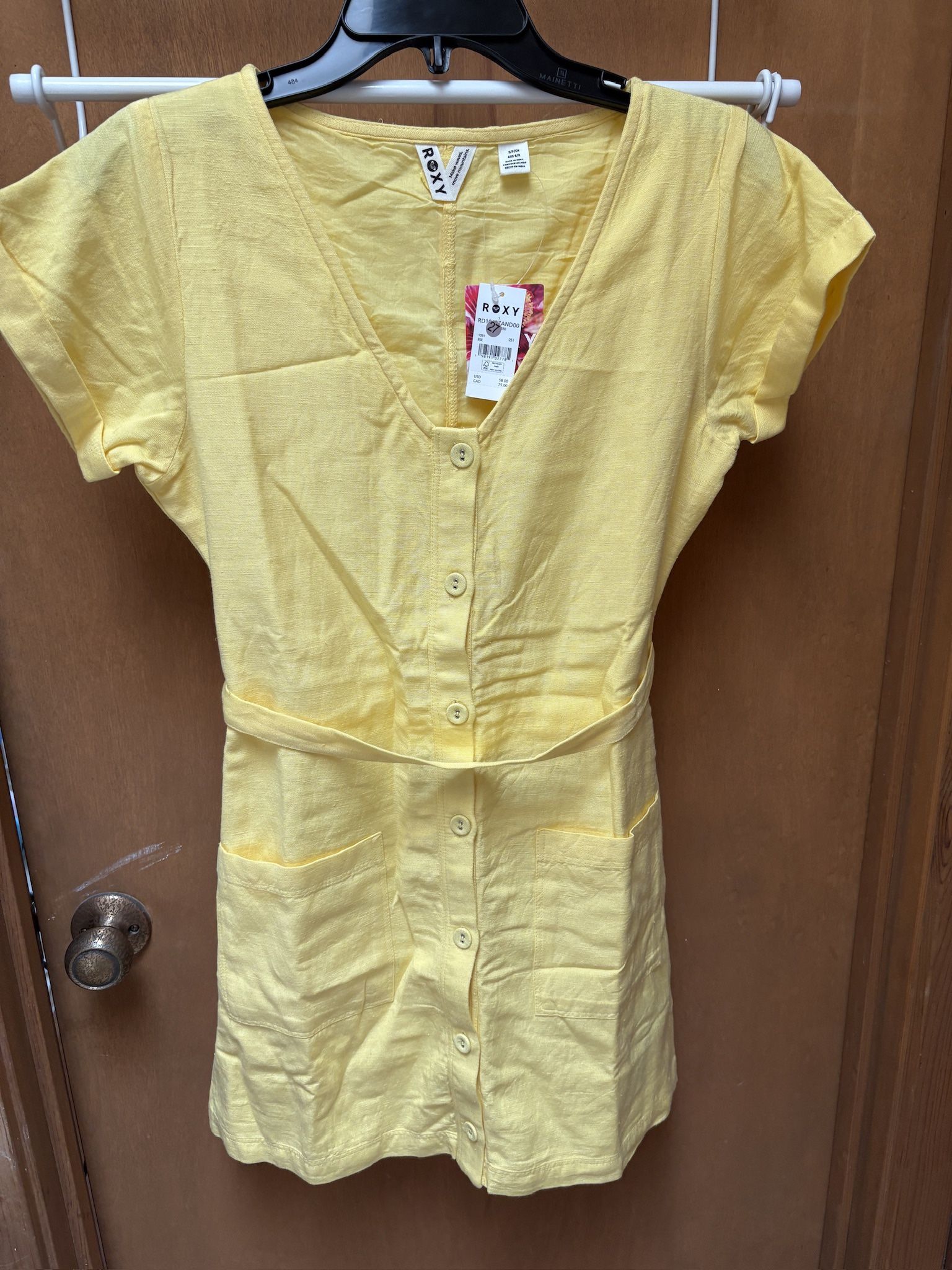 Roxy Yellow button-up dress with belt NWT size small