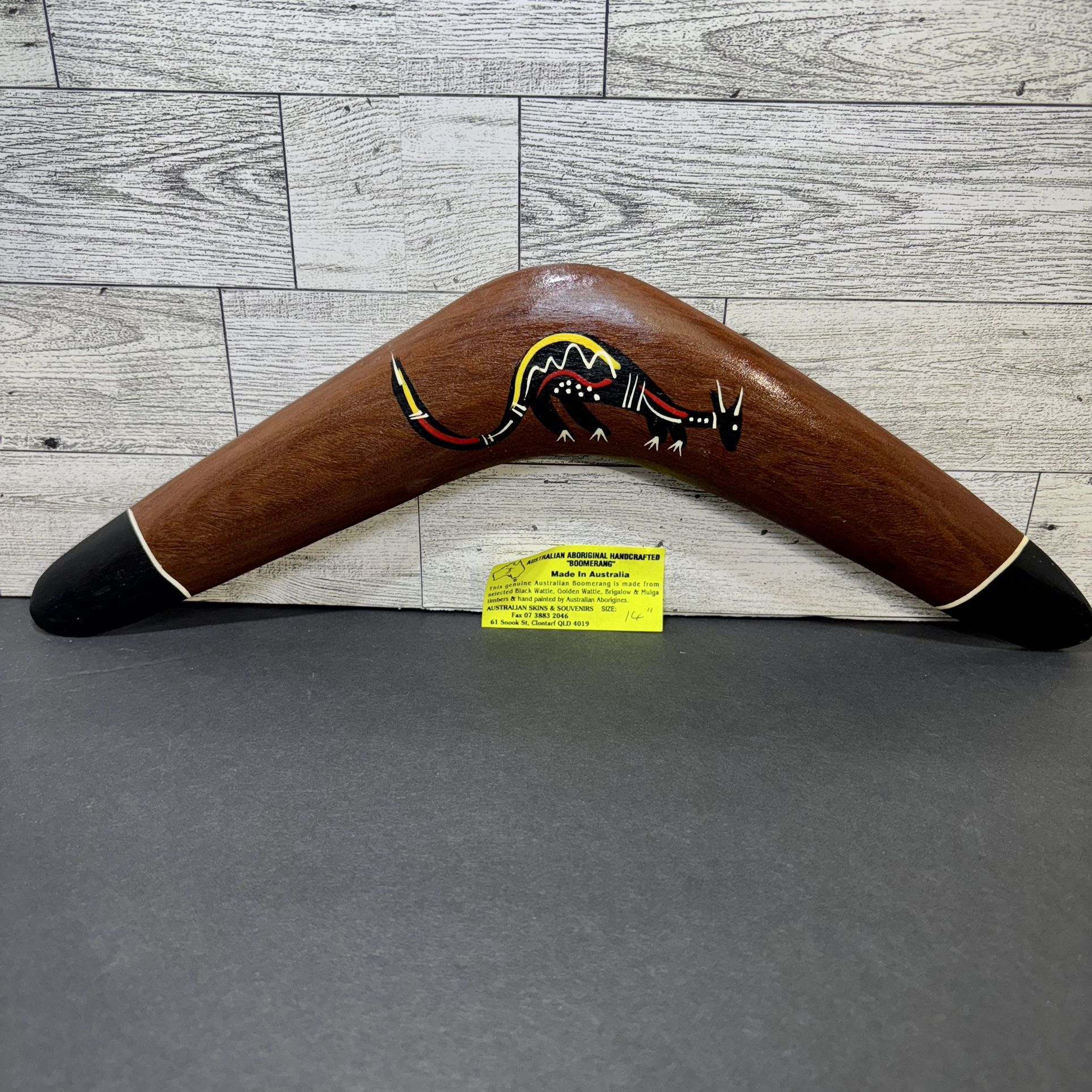 Aboriginal Hand Crafted and Hand Painted Australian Made Throwing Boomerang