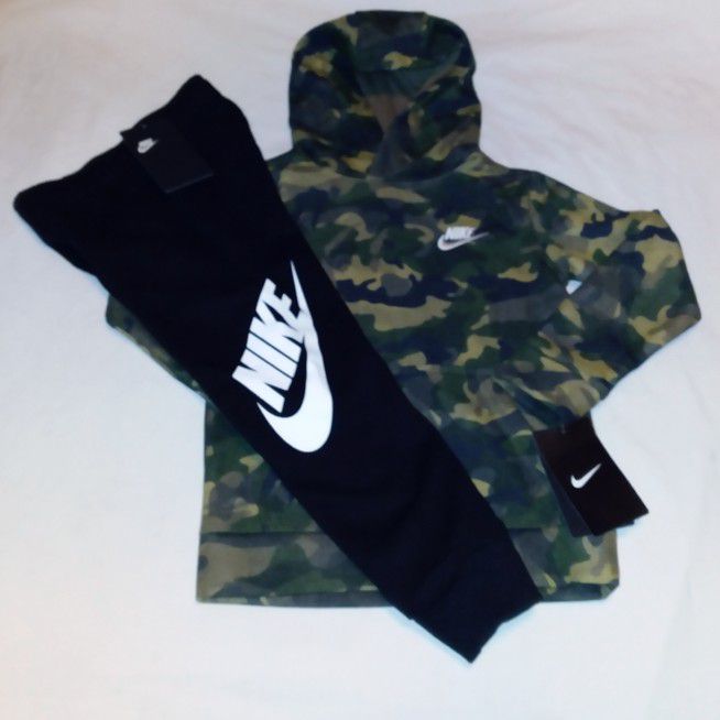 Nike Boys Toddlers 2pc Jogger Set With Hoodie - 5T 