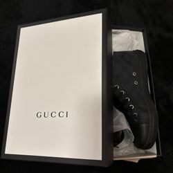 Gucci  Shoes