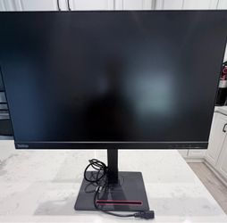 Lenovo ThinkVision Monitor with Stand