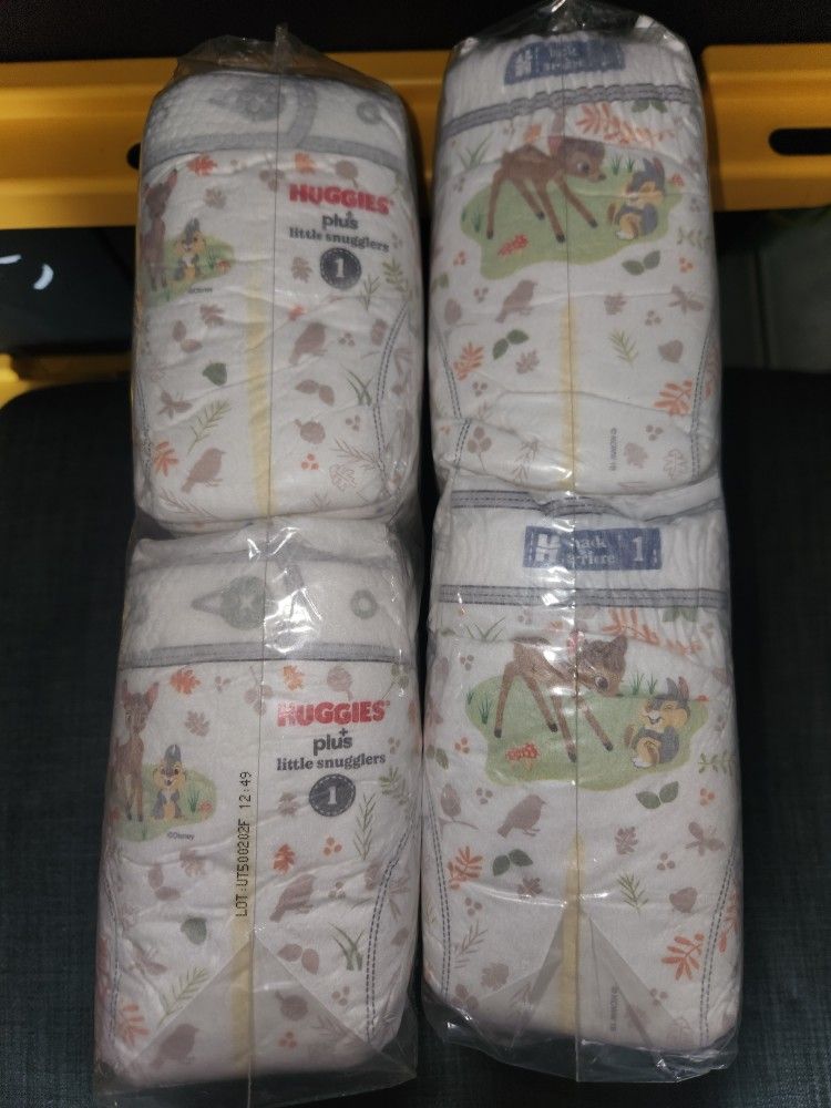 Huggies +plus Little Snugglers Size 1