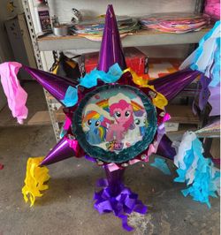 My little pony 3D star pinata